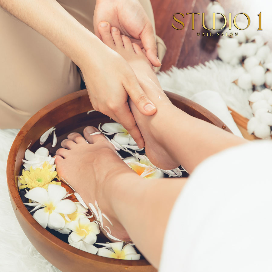 Studio 1 Nail Salon