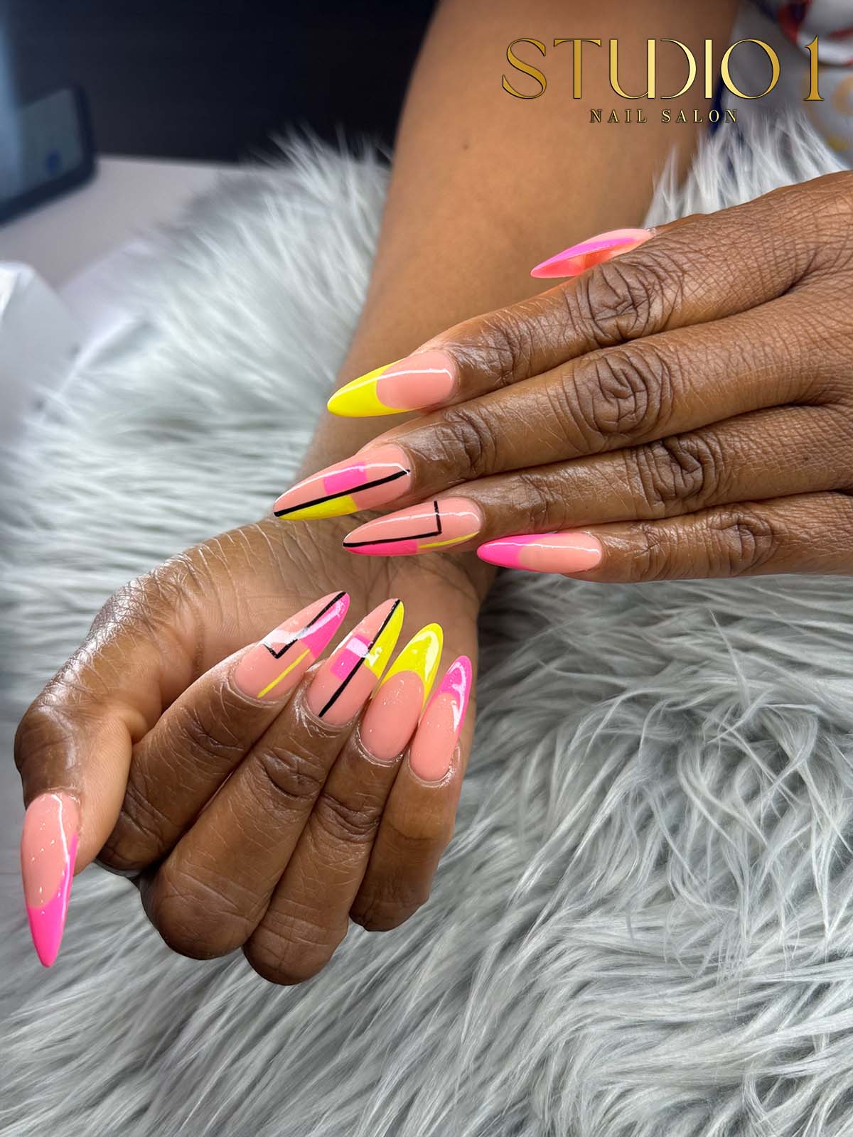 Studio 1 Nail Salon